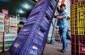  Rendimento médio dos brasileiros chega a R$ 3.057, recorde desde 2012 